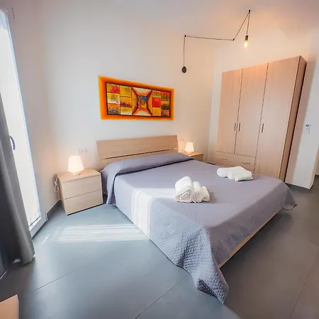 Sardiniarooms Old Town Guest house